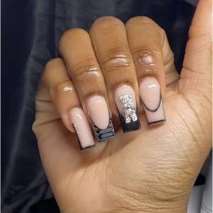 Acrylic Black press ons